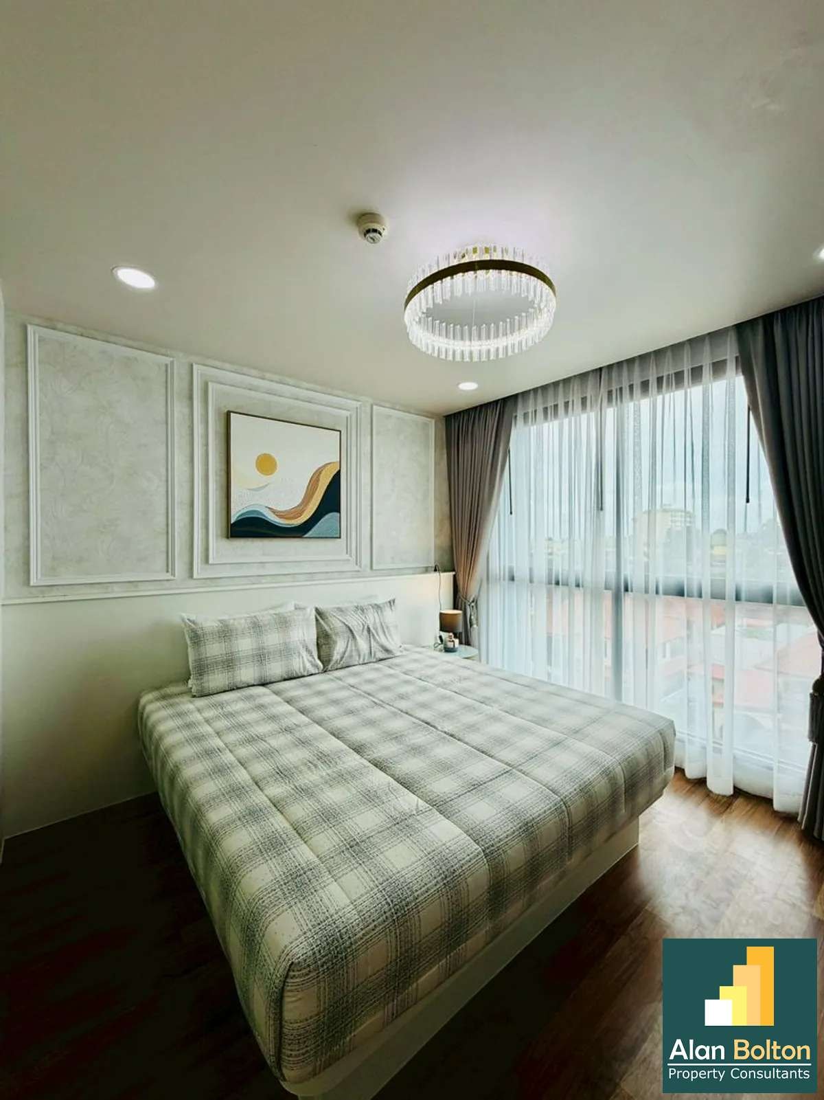 Newly Renovated Corner unit Condominium For Sale In East Pattaya photo 7