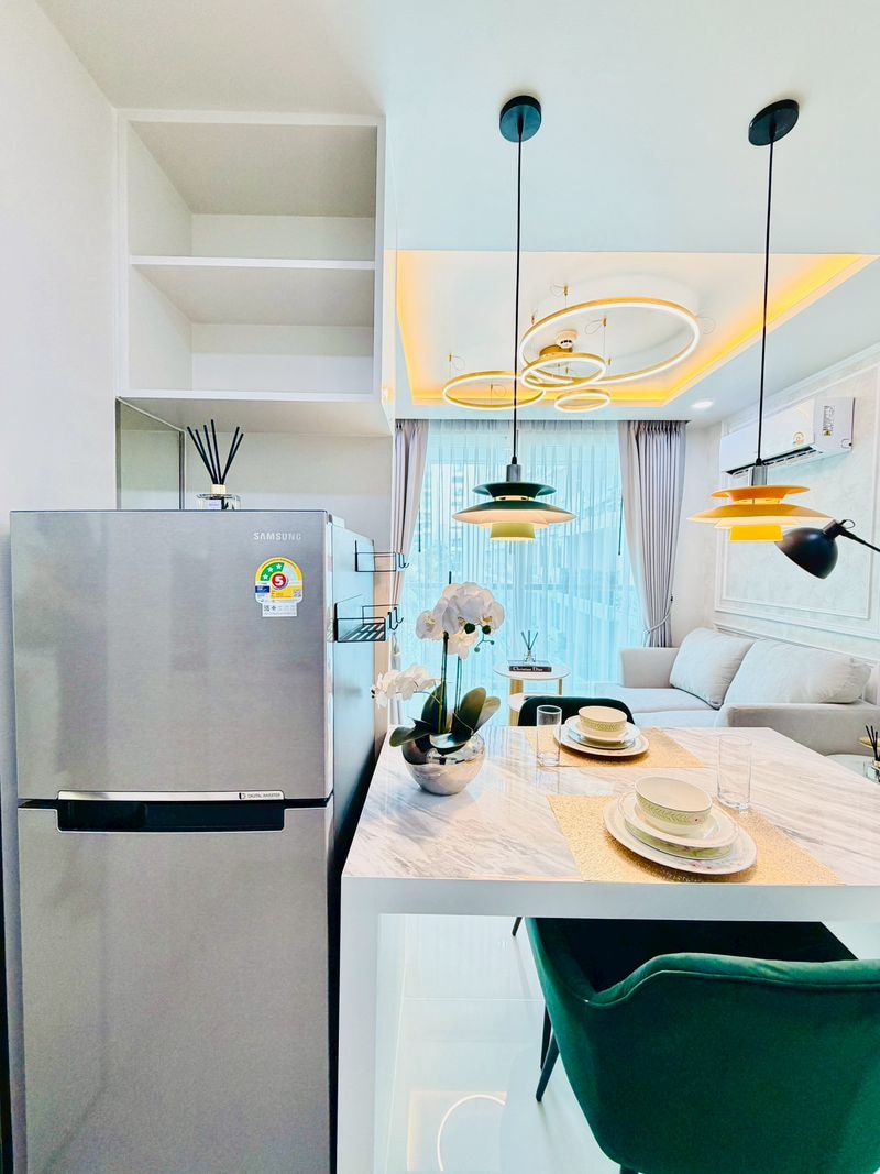 Newly Renovated Corner unit Condominium For Sale In East Pattaya photo 39