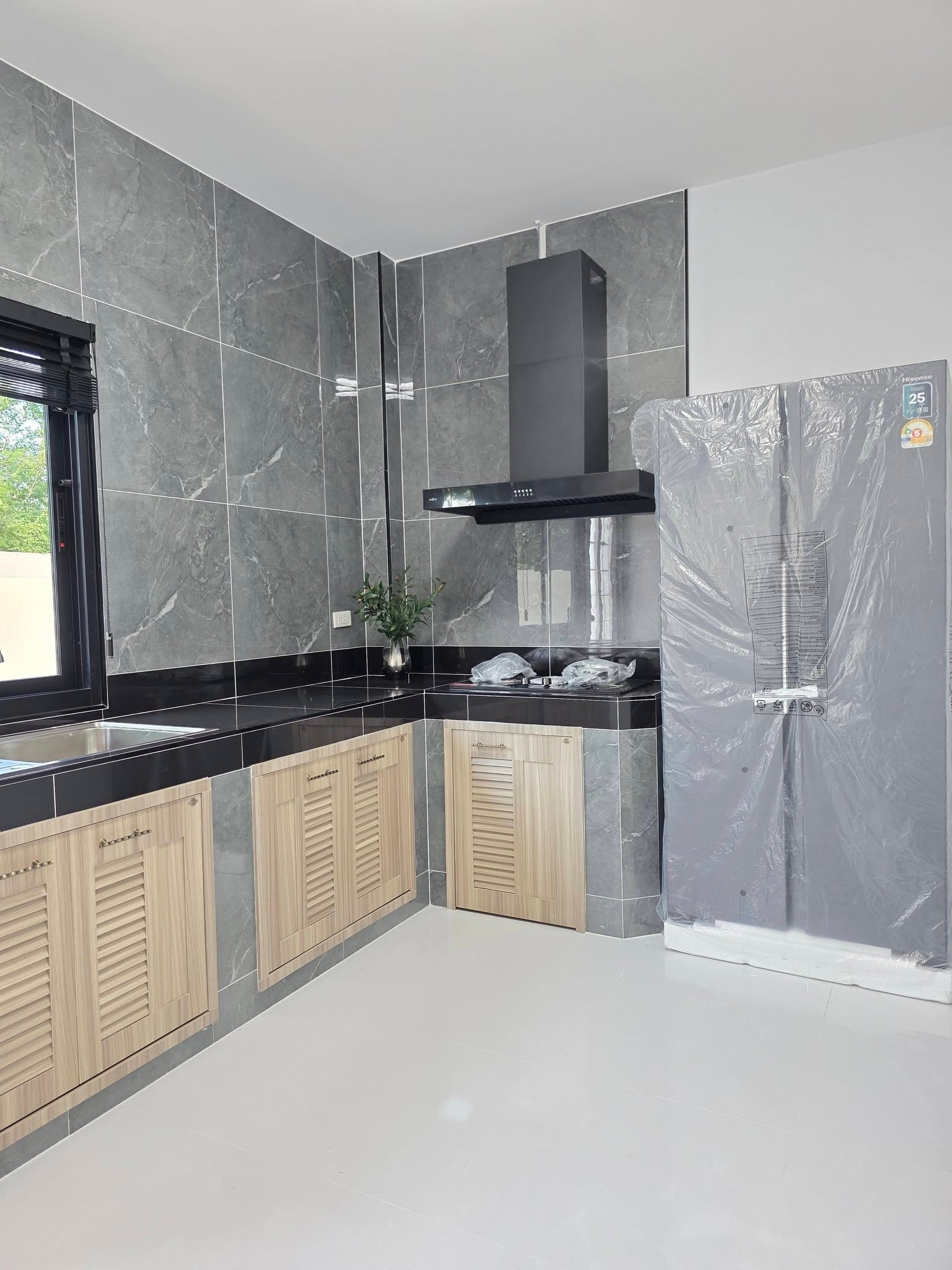 Newly Renovated Corner unit Condominium For Sale In East Pattaya photo 12