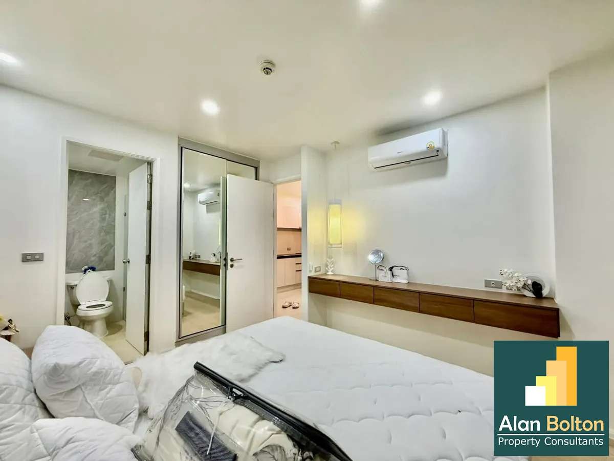 Newly Renovated Condominium For Sale In Jomtien photo 4