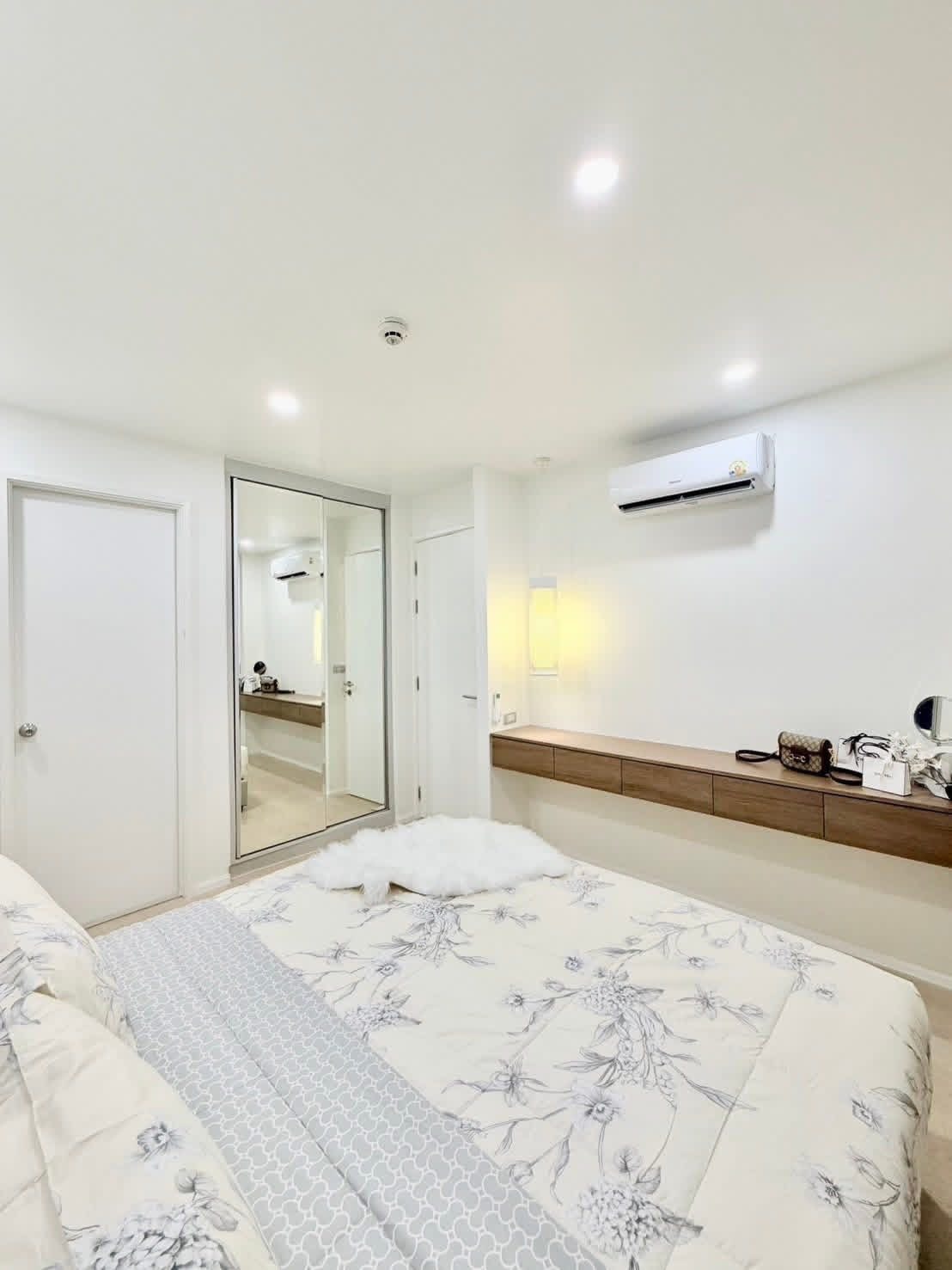 Newly Renovated Condominium For Sale In Jomtien photo 30