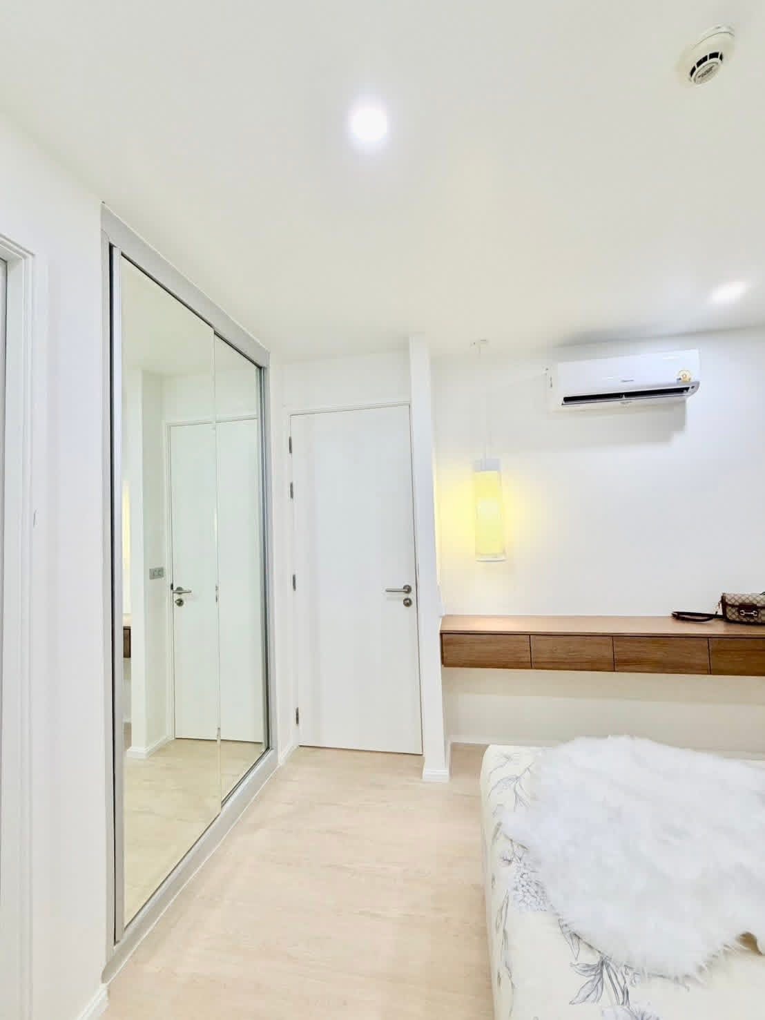 Newly Renovated Condominium For Sale In Jomtien photo 29