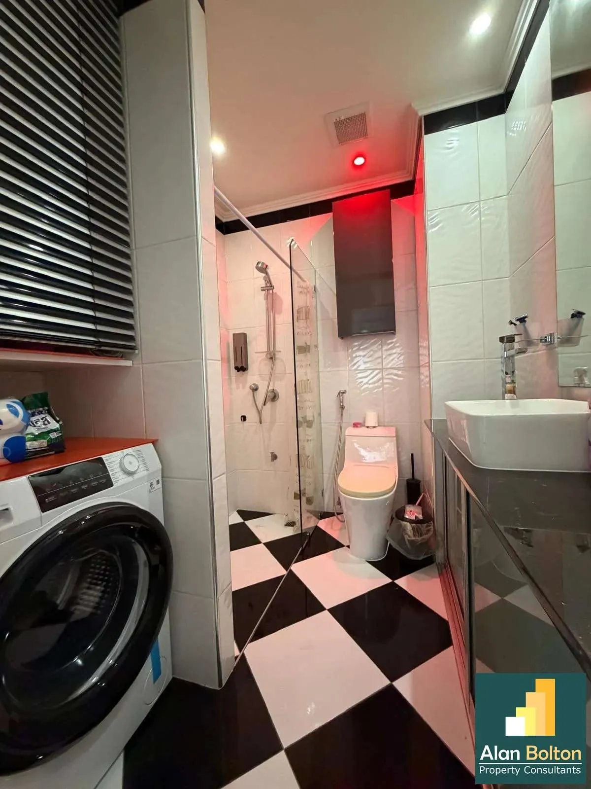 Two Bed Two Bath Unit In Popular Central Pattaya Condo photo 6