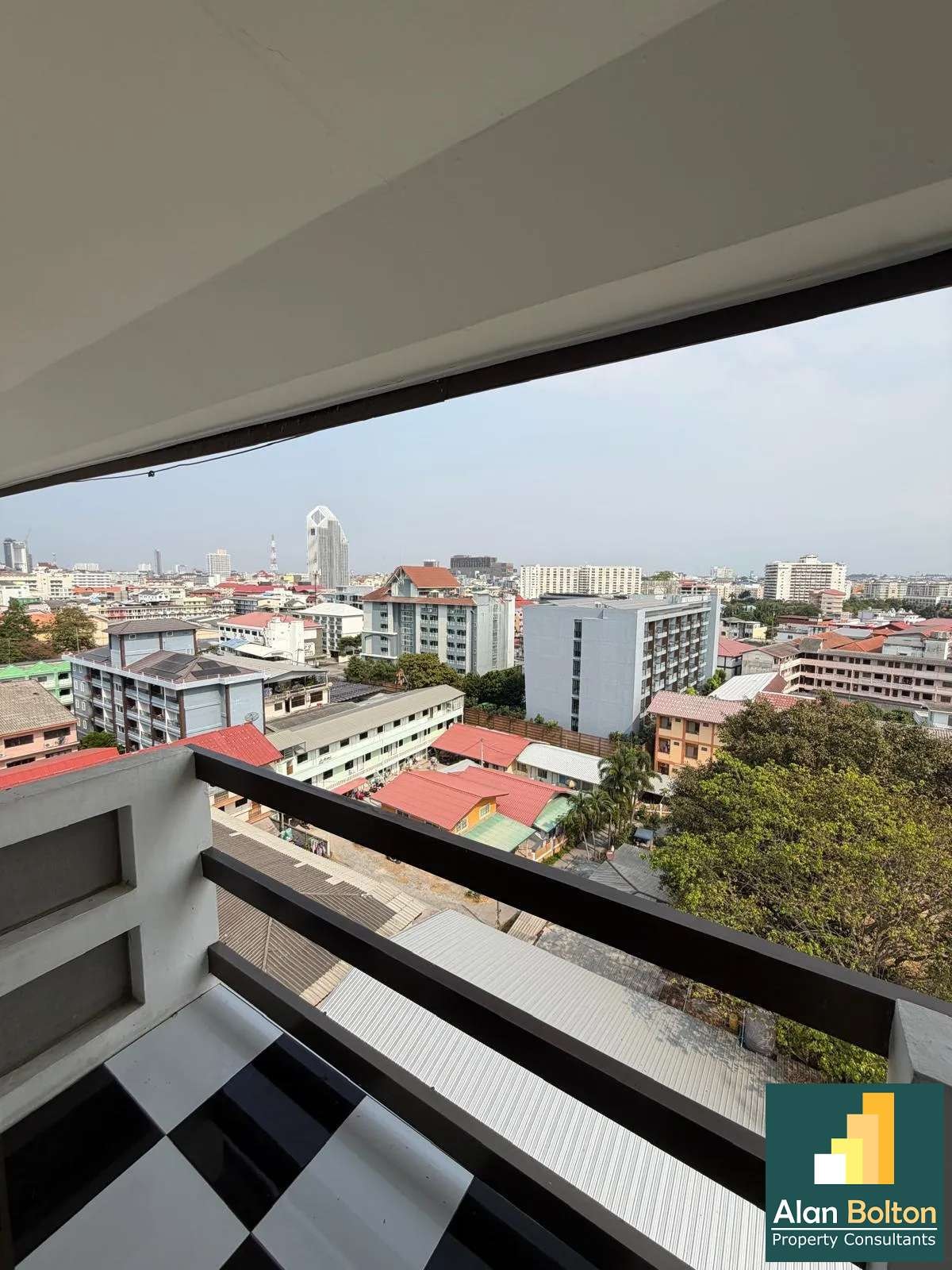 Two Bed Two Bath Unit In Popular Central Pattaya Condo photo 2