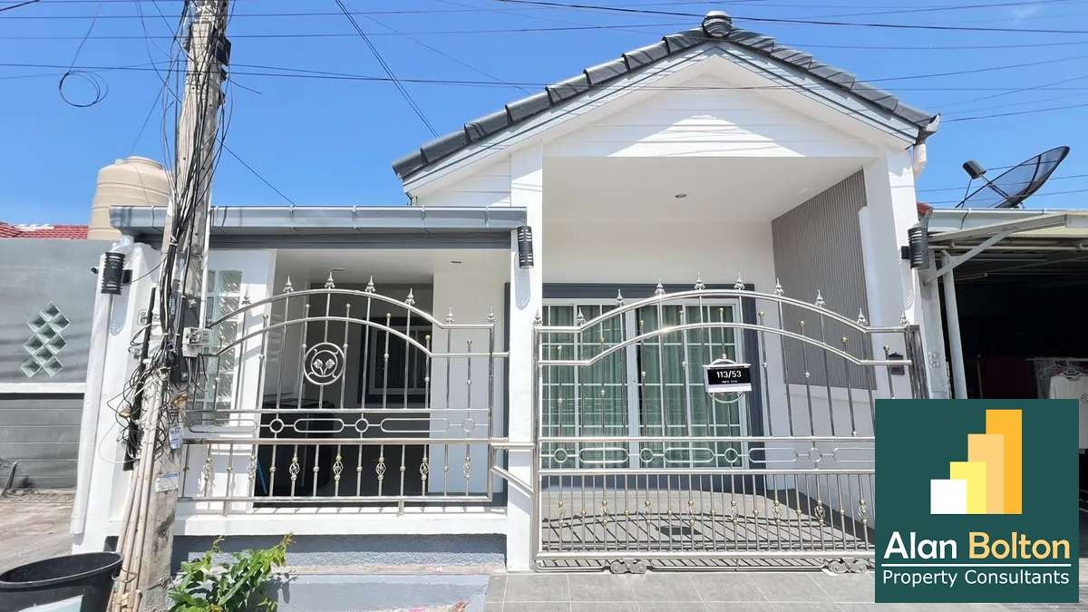 2 Bedroom 1 Bathroom un East Pattaya