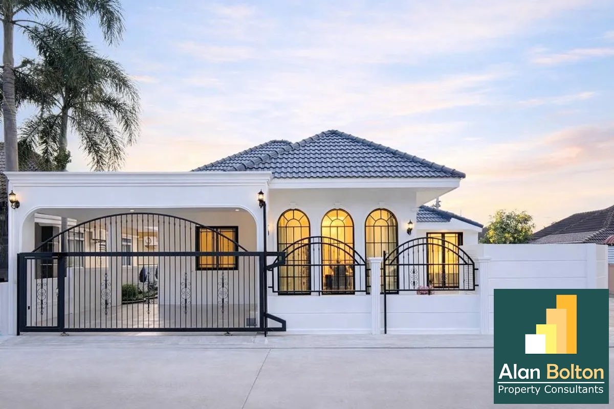 Newly Renovated Pool villa For Sale In Nongprue photo 15