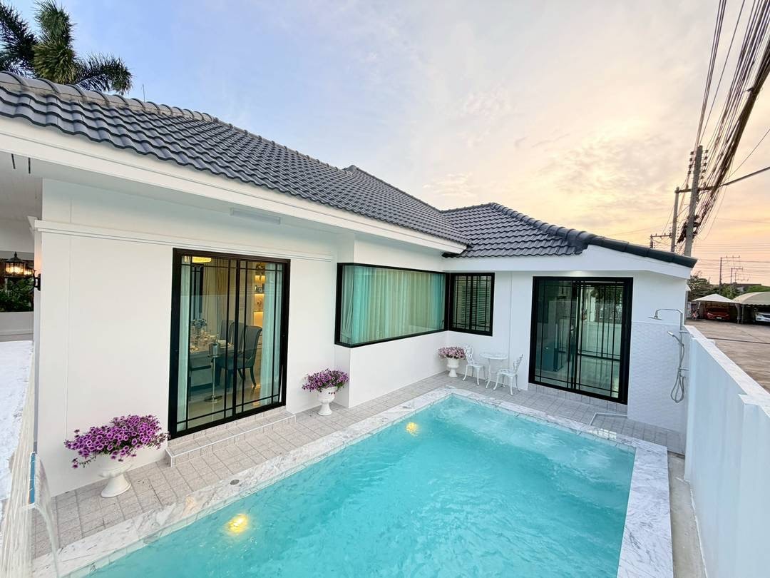 Newly Renovated Pool villa For Sale In Nongprue photo 16