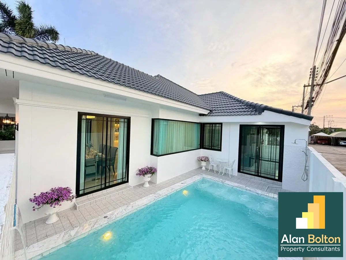 Newly Renovated Pool villa For Sale In Nongprue photo 12