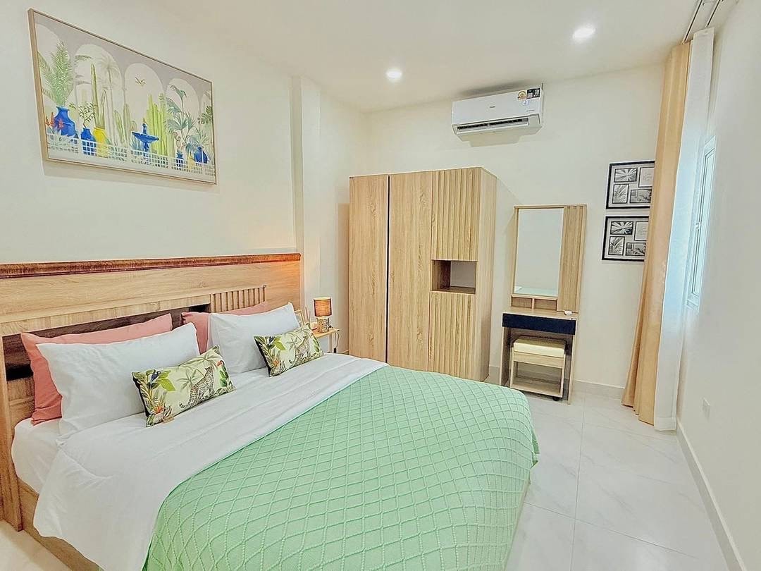 New Town Home For Sale Near Mabprachan Lake photo 33