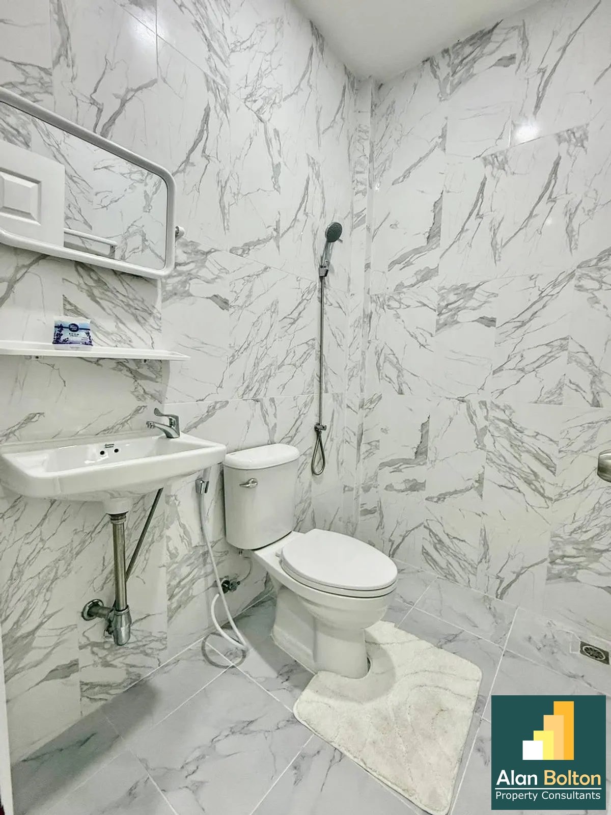 New Town Home For Sale Near Mabprachan Lake photo 9