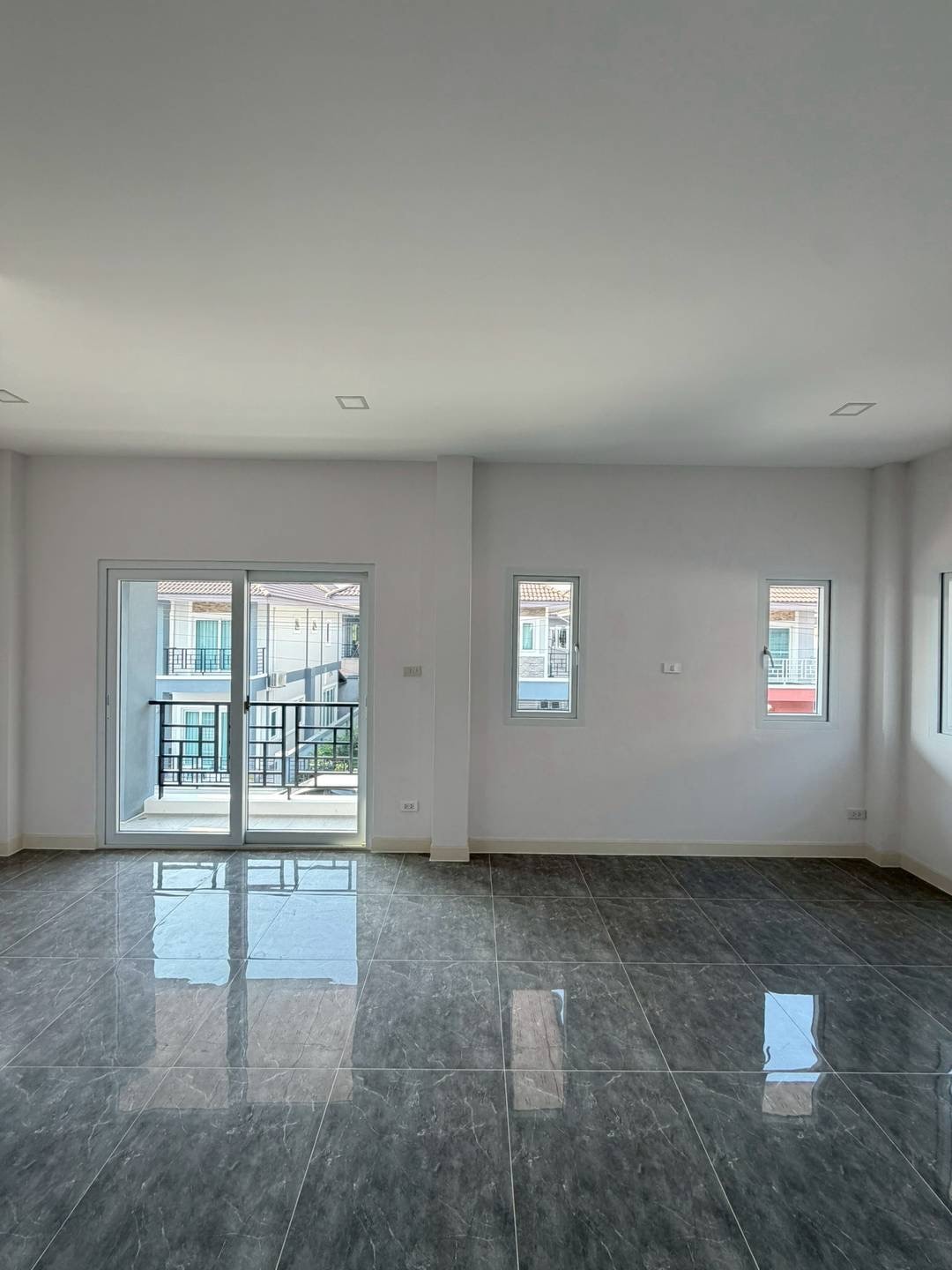 Single House For Sale (Unfurnished) In East Pattaya photo 23