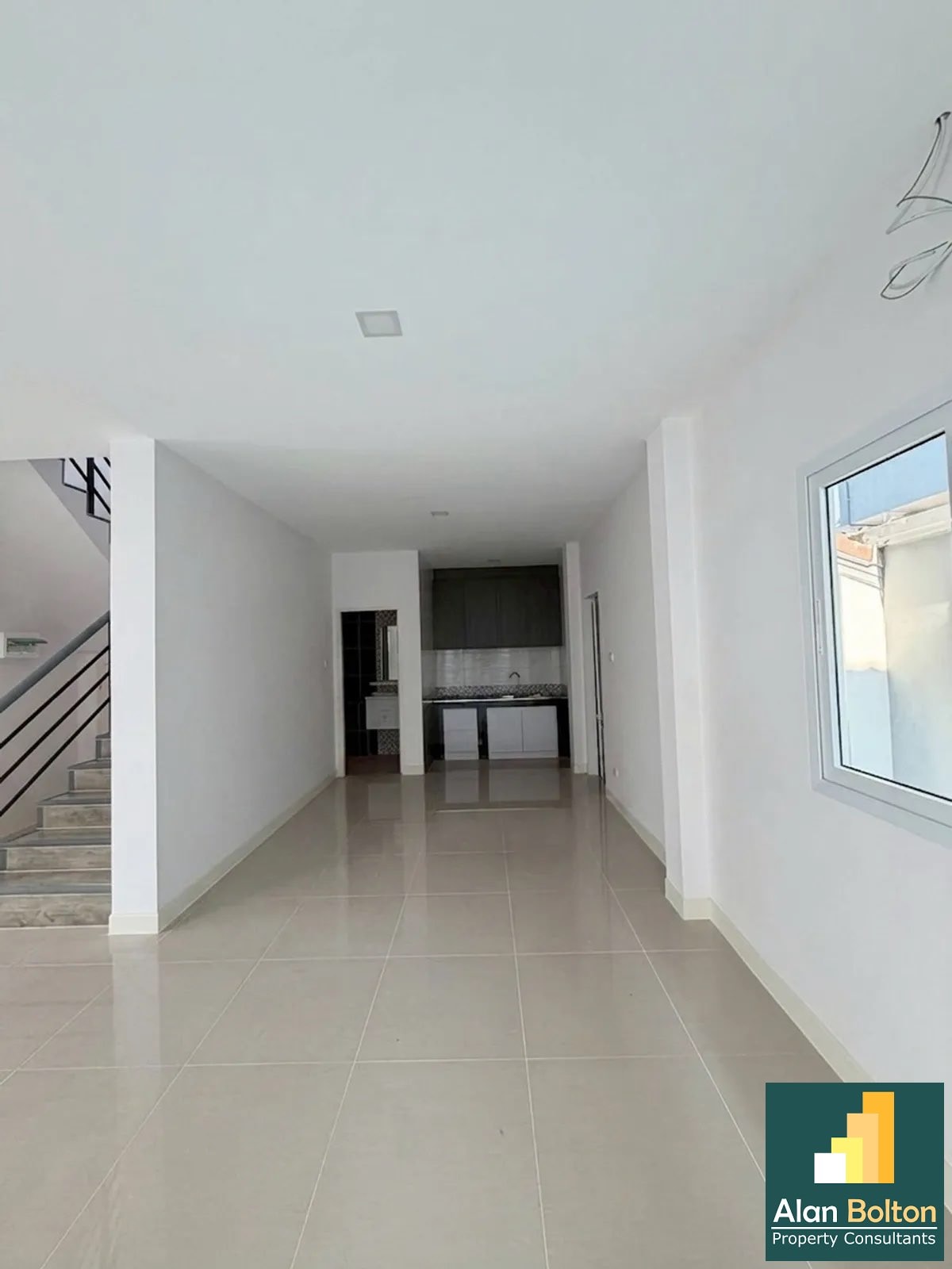 Single House For Sale (Unfurnished) In East Pattaya photo 13