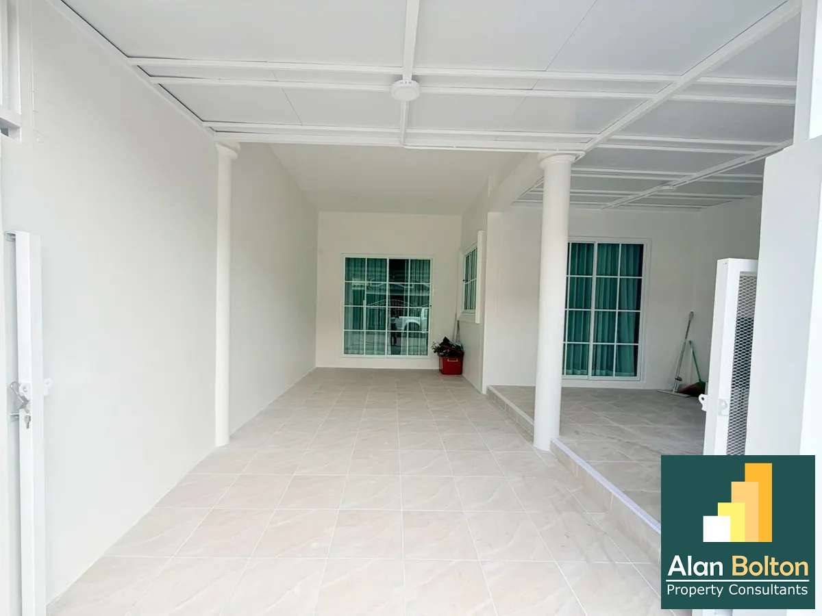 Newly Renovated House for Sale in East Pattaya photo 15