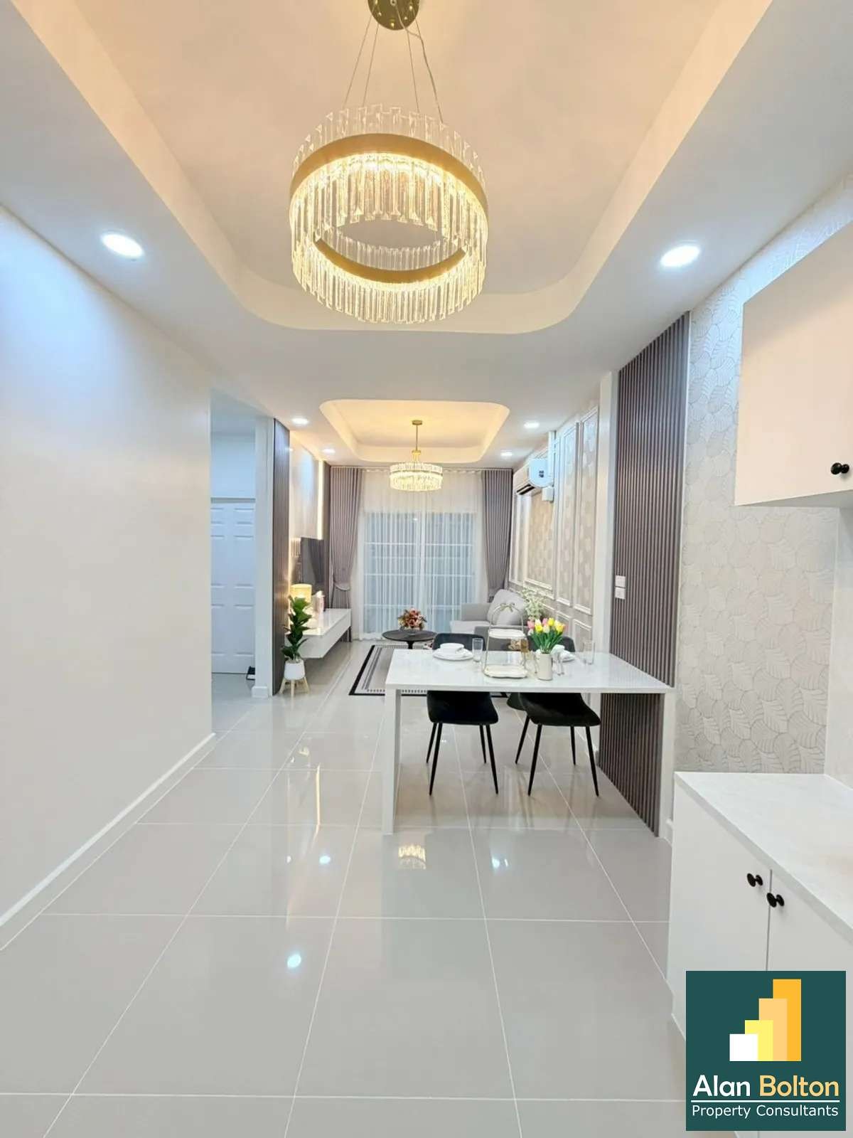 Newly Renovated House for Sale in East Pattaya photo 5