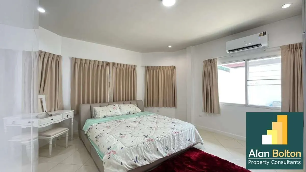 3 Bedrooms 2 Bathrooms in East Pattaya photo 19