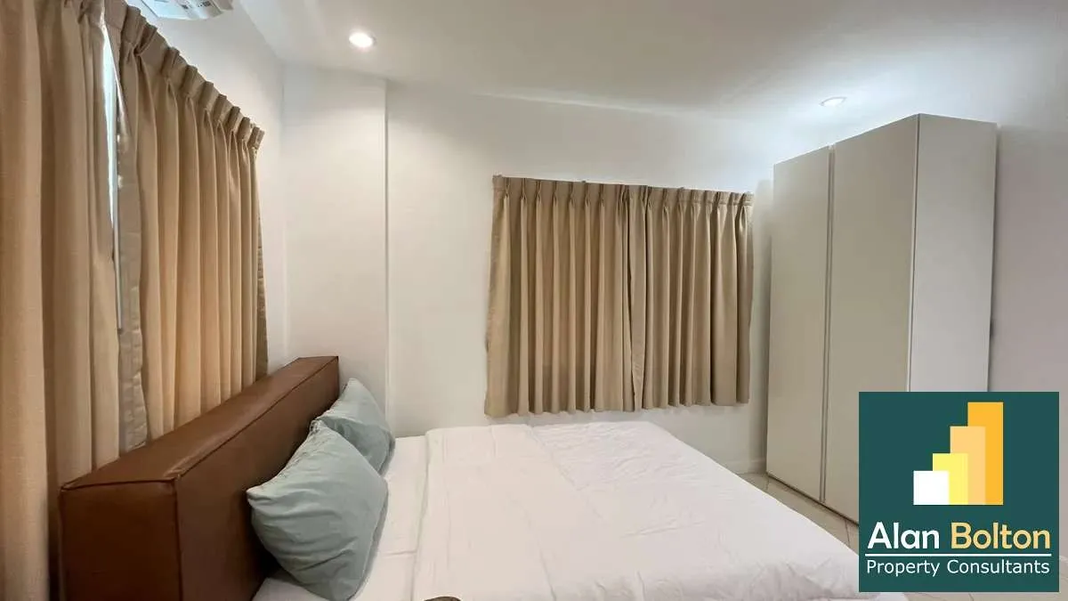 3 Bedrooms 2 Bathrooms in East Pattaya photo 6