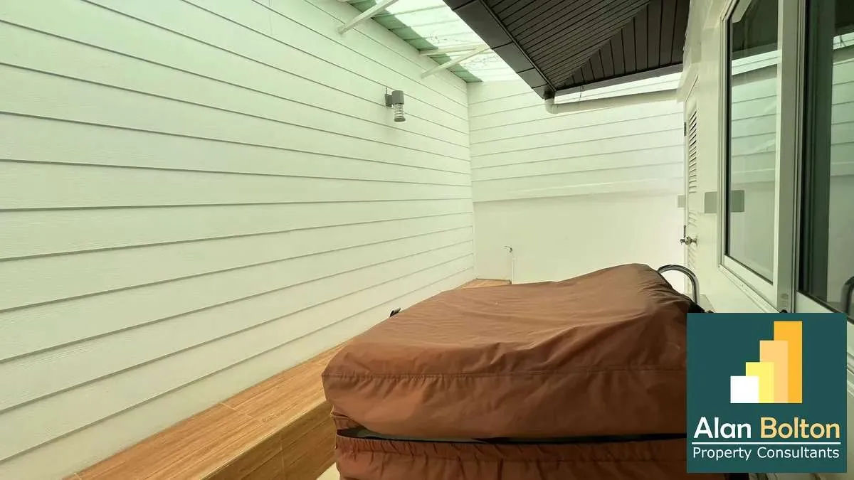 3 Bedrooms 2 Bathrooms in East Pattaya photo 10