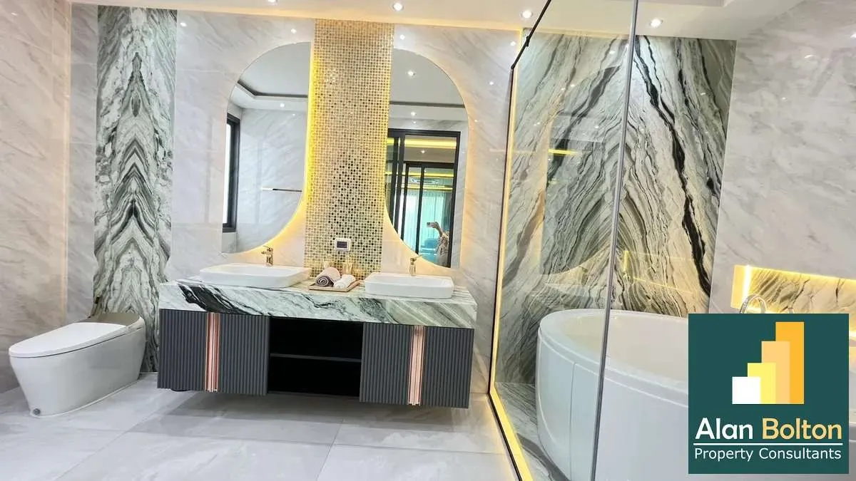 Modern Luxury Pool Villa 5 Bedrooms 7 Bathrooms in East Pattaya photo 18