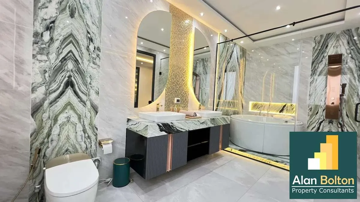 Modern Luxury Pool Villa 5 Bedrooms 7 Bathrooms in East Pattaya photo 25
