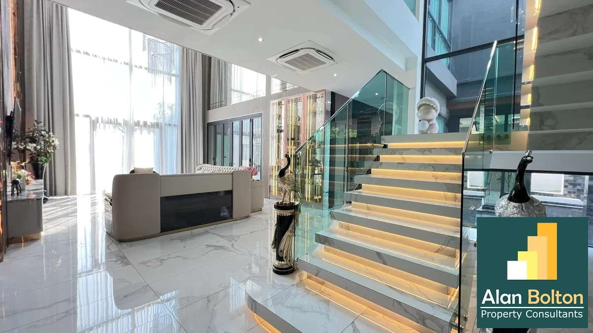 Modern Luxury Pool Villa 5 Bedrooms 7 Bathrooms in East Pattaya photo 9