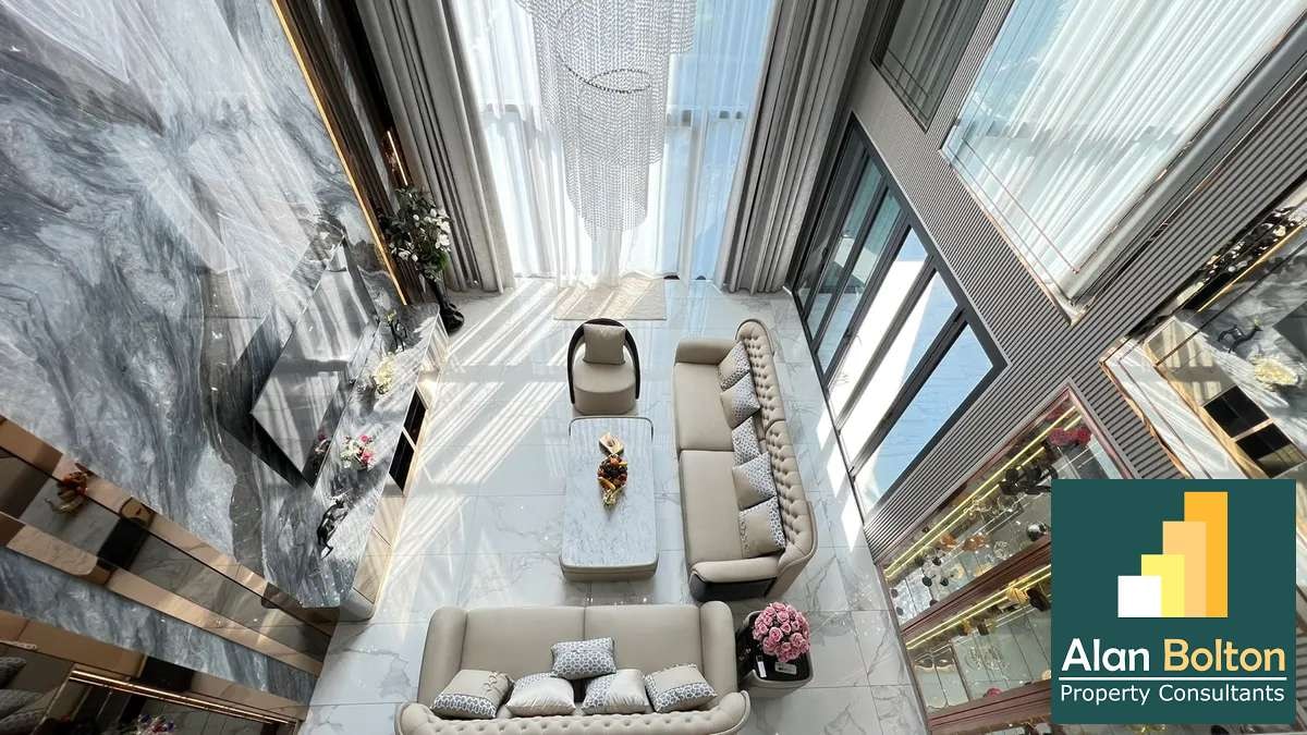 Modern Luxury Pool Villa 5 Bedrooms 7 Bathrooms in East Pattaya photo 15