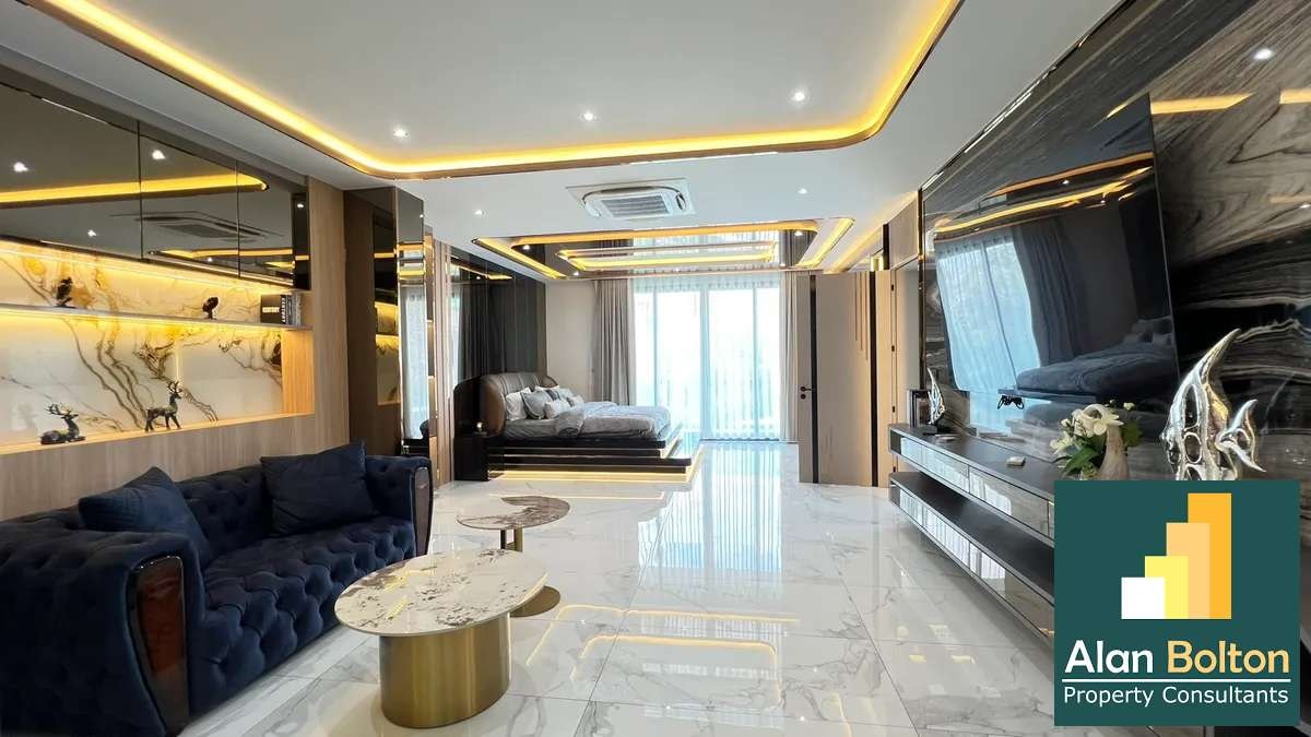Modern Luxury Pool Villa 5 Bedrooms 7 Bathrooms in East Pattaya photo 22