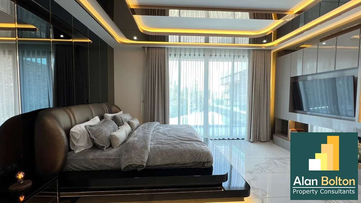Modern Luxury Pool Villa 5 Bedrooms 7 Bathrooms in East Pattaya photo 23