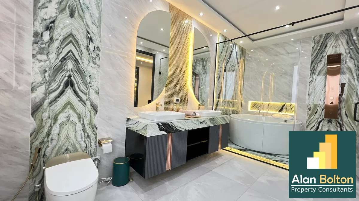 Modern Luxury Pool Villa 5 Bedrooms 7 Bathrooms in East Pattaya photo 26