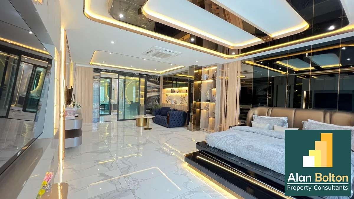Modern Luxury Pool Villa 5 Bedrooms 7 Bathrooms in East Pattaya photo 25