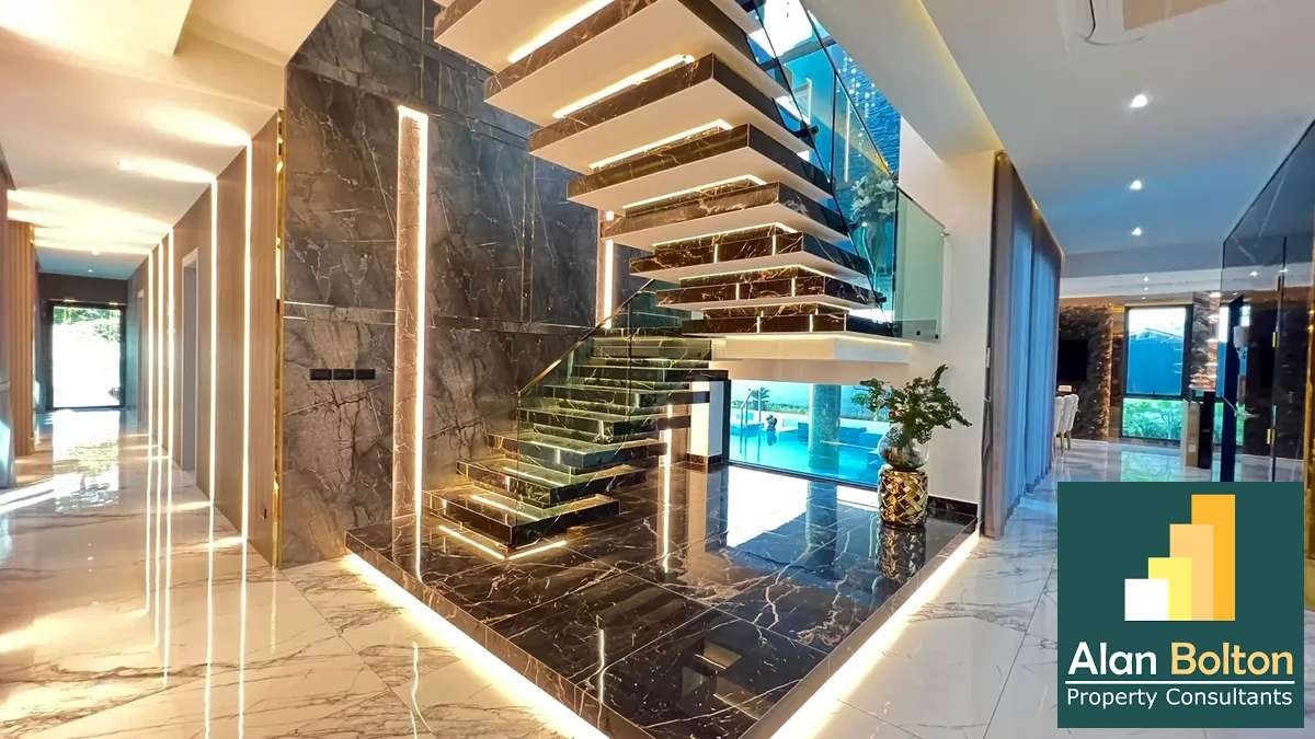 Modern Luxury Pool Villa 5 Bedrooms 7 Bathrooms in East Pattaya photo 24