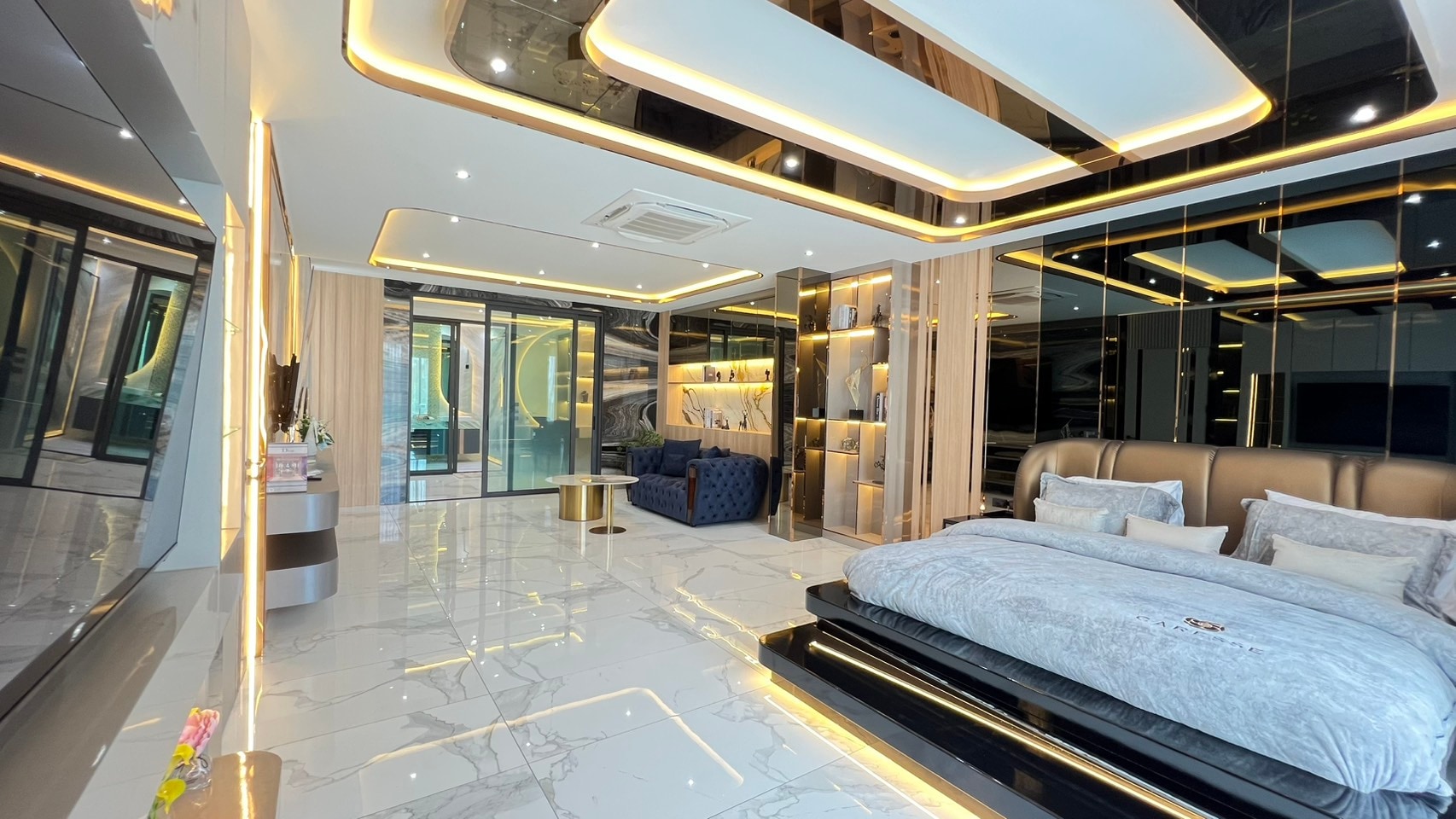 Modern Luxury Pool Villa 5 Bedrooms 7 Bathrooms in East Pattaya photo 76