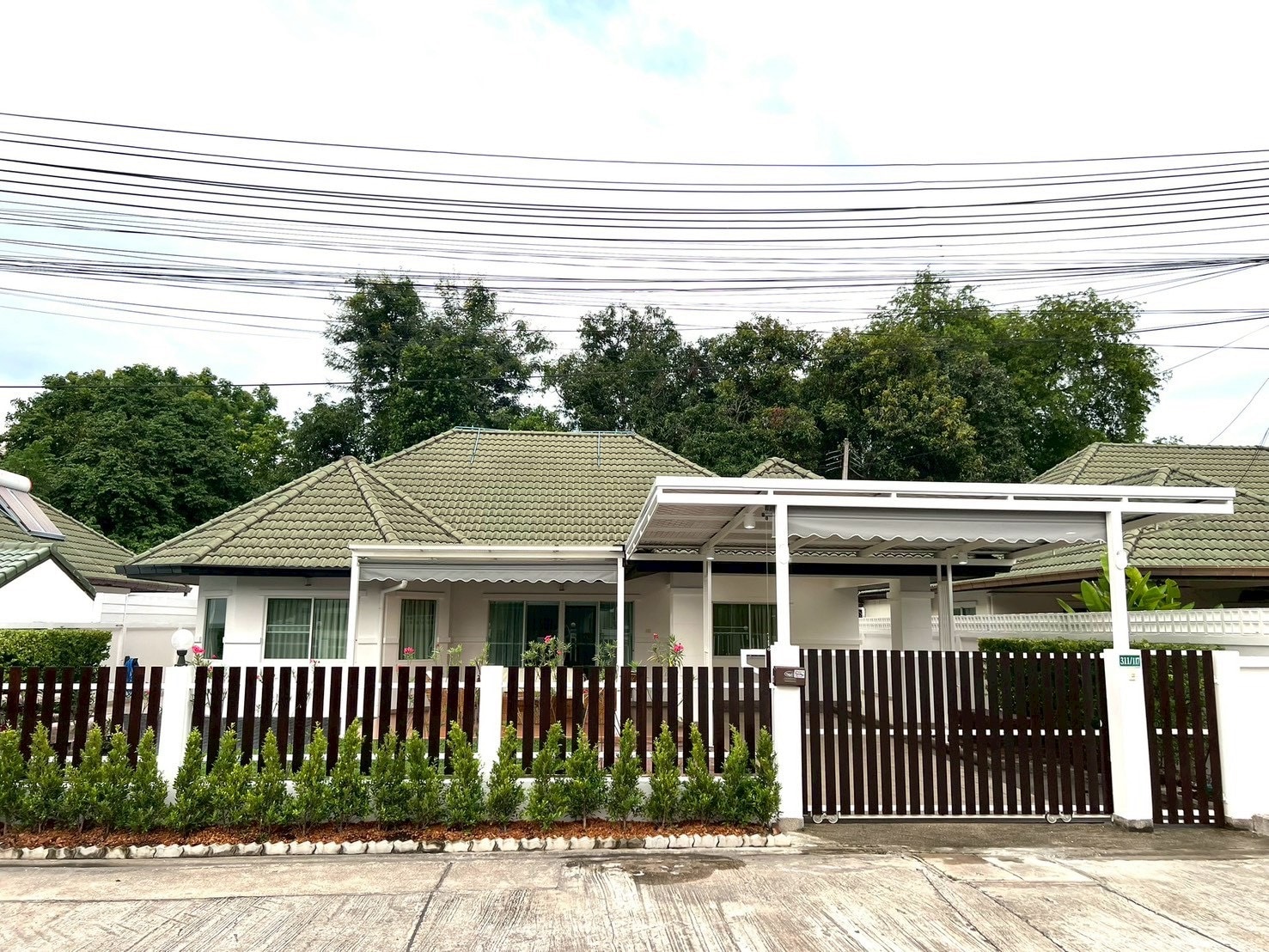 Modern Luxury Pool Villa 5 Bedrooms 7 Bathrooms in East Pattaya photo 36
