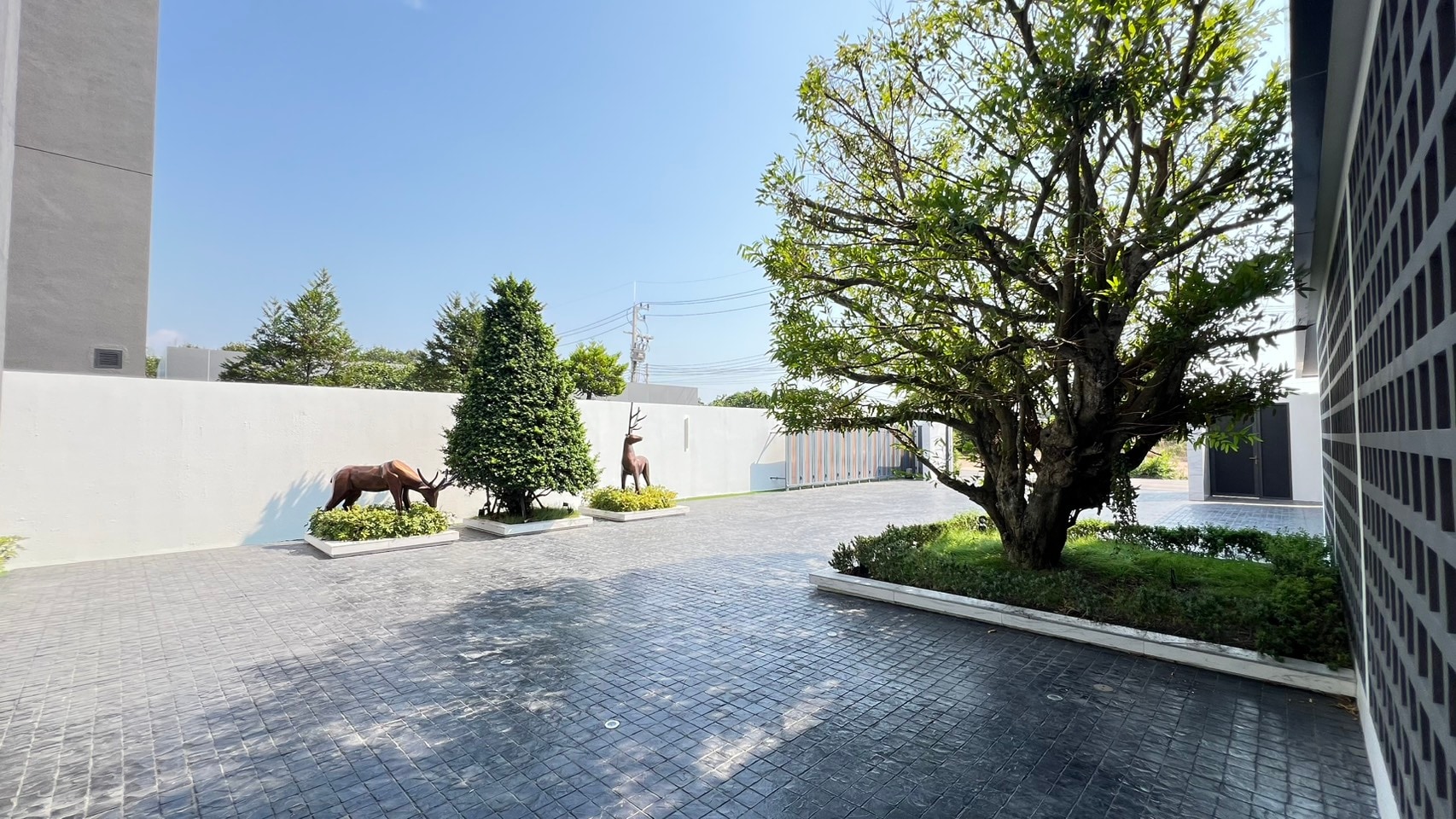 Modern Luxury Pool Villa 5 Bedrooms 7 Bathrooms in East Pattaya photo 58