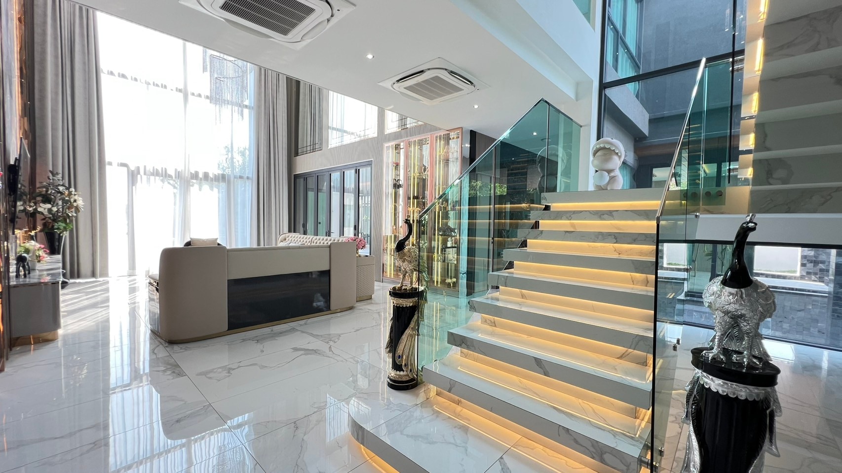 Modern Luxury Pool Villa 5 Bedrooms 7 Bathrooms in East Pattaya photo 62