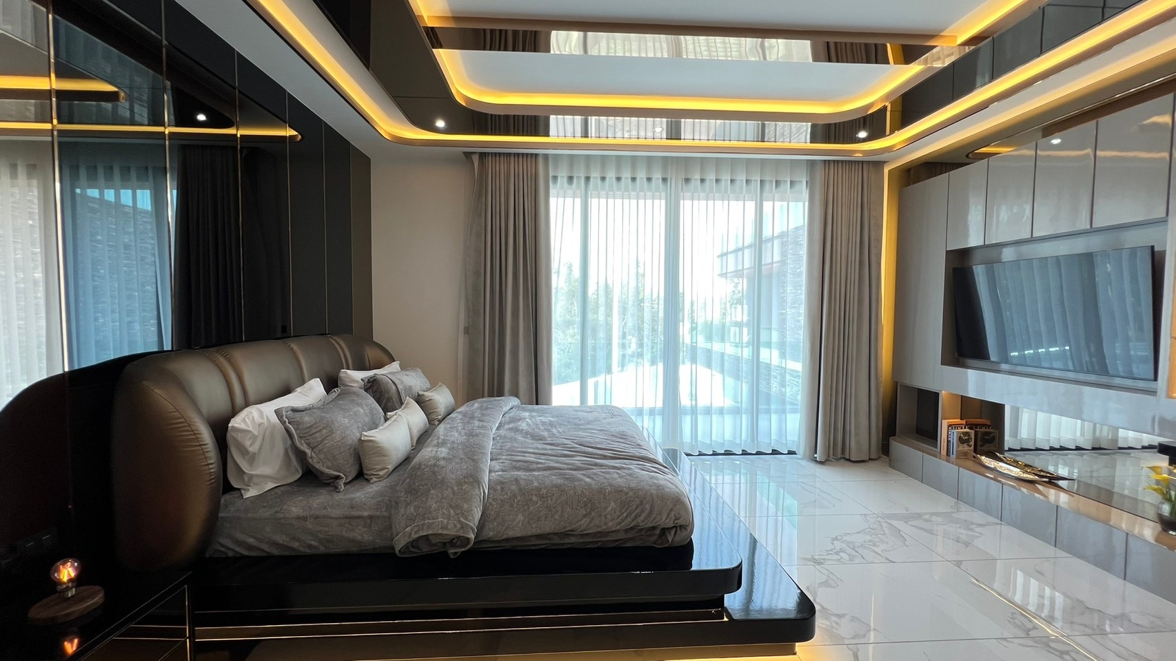 Modern Luxury Pool Villa 5 Bedrooms 7 Bathrooms in East Pattaya photo 74