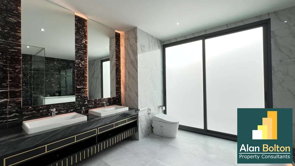 Modern Luxury Pool Villa 5 Bedrooms 7 Bathrooms in East Pattaya photo 33