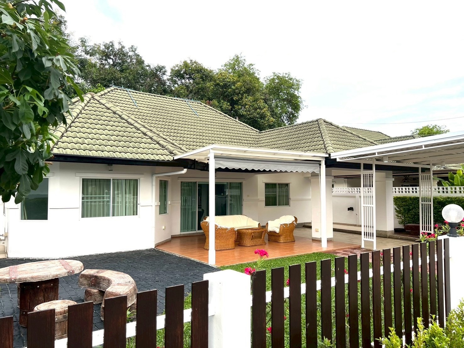 Modern Luxury Pool Villa 5 Bedrooms 7 Bathrooms in East Pattaya photo 38