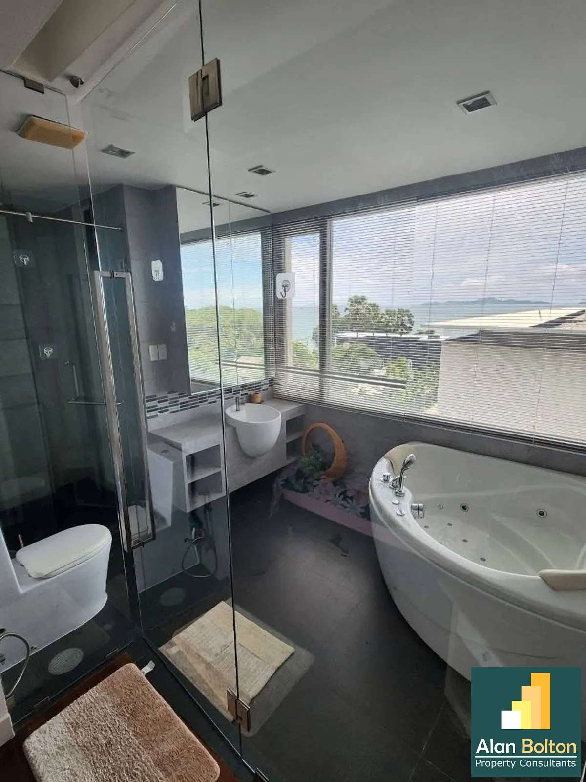 Sea View 2 beds 2 bath in Ananya Wongamat for RENT photo 17