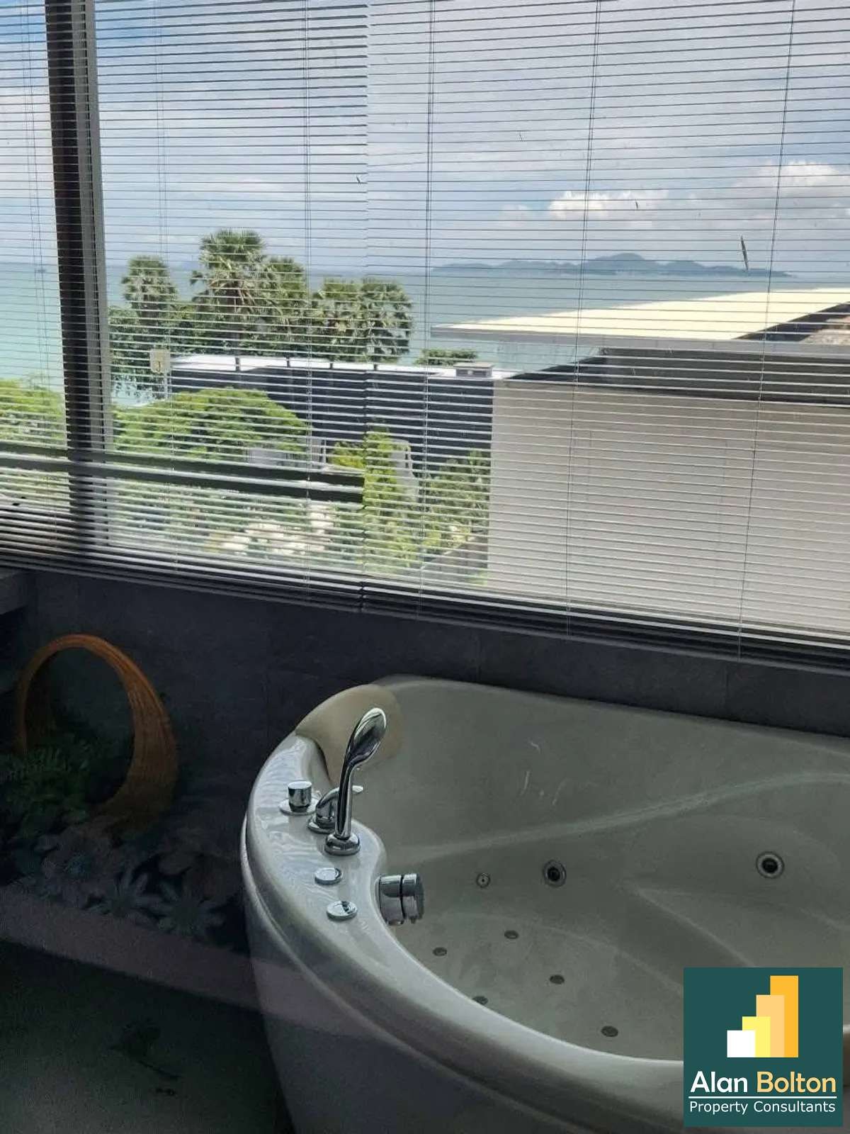 Sea View 2 beds 2 bath in Ananya Wongamat for RENT photo 14