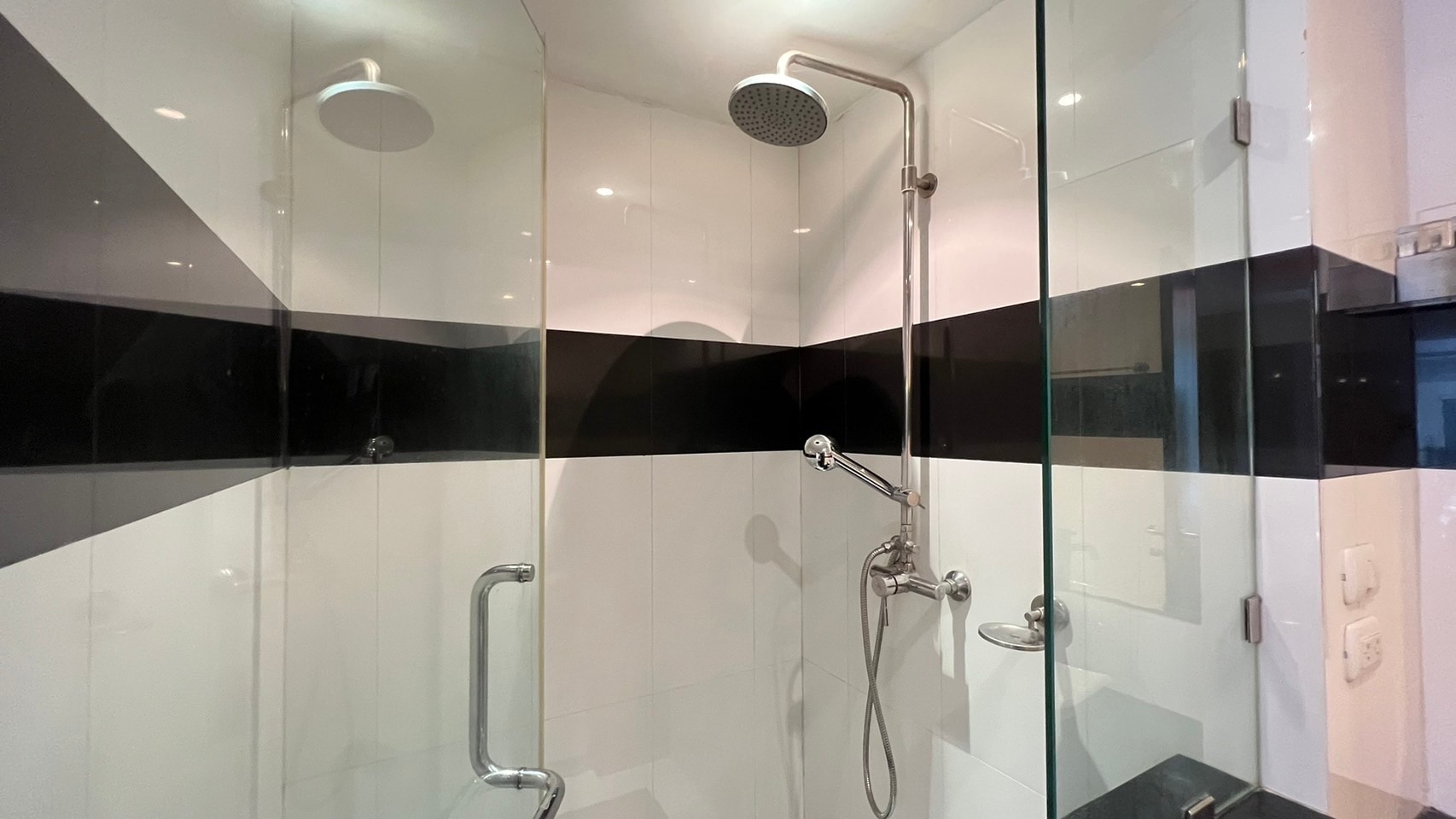 Newly renovated 2 Bedrooms 2 Bathrooms in Mapprachan photo 22