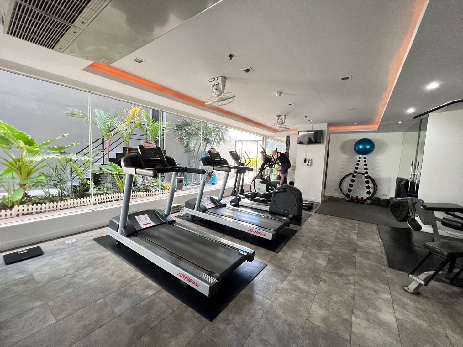 Newly renovated 2 Bedrooms 2 Bathrooms in Mapprachan photo 27