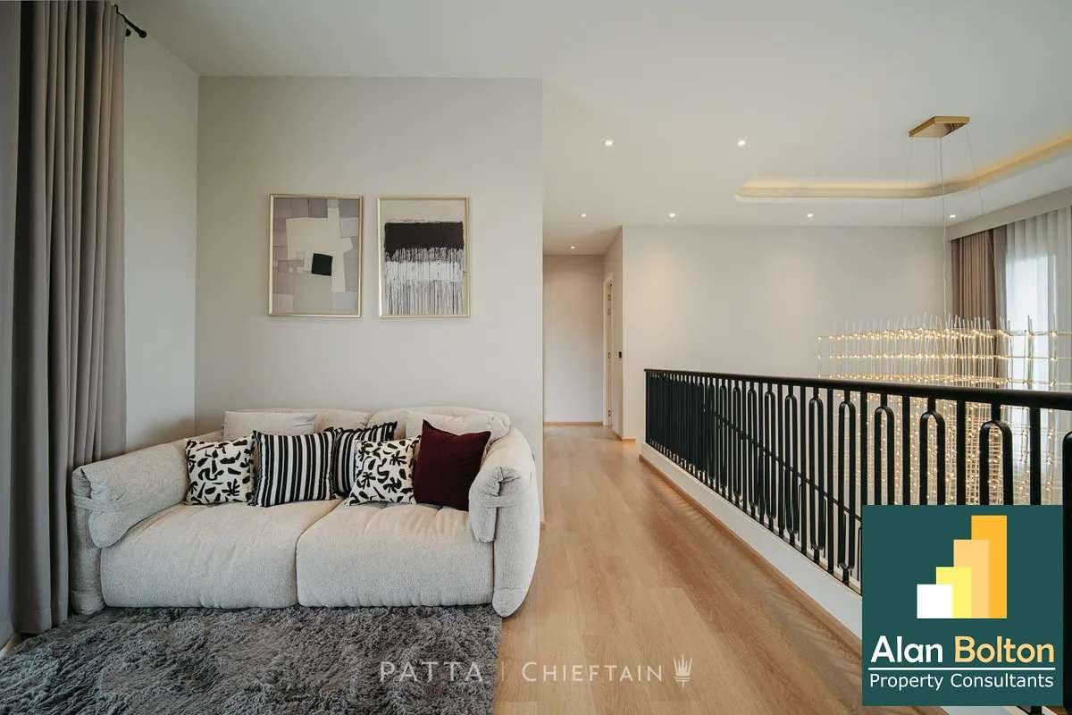 4 Bedrooms House For rent Near International School photo 3
