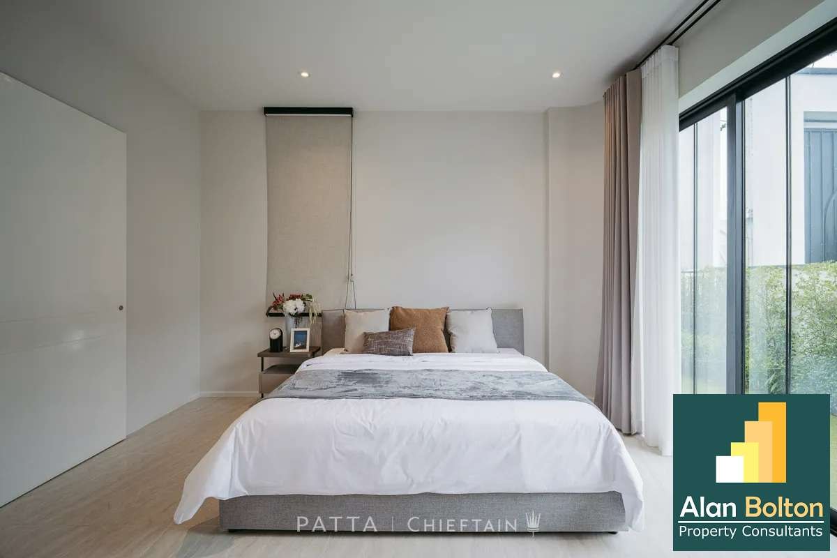 4 Bedrooms House For rent Near International School photo 10