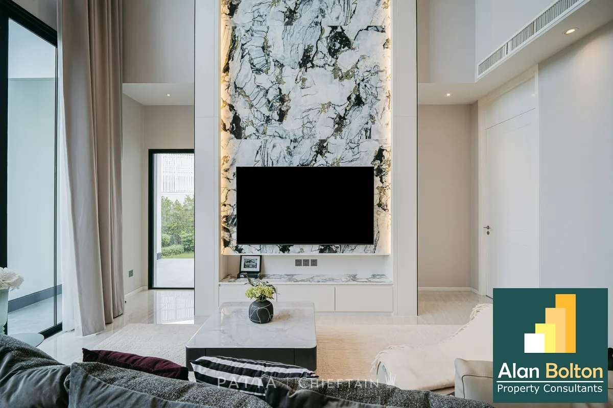 4 Bedrooms House For rent Near International School photo 6