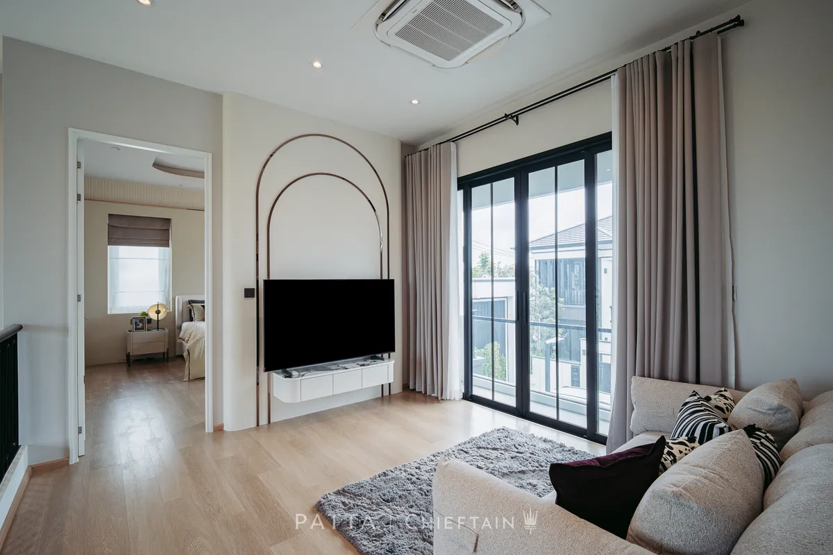 4 Bedrooms House For rent Near International School photo 18