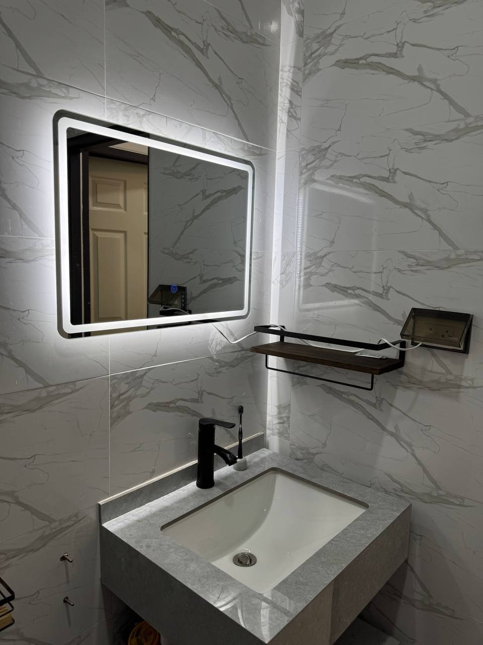 Like New 2 Bed 1 Bath Townhouse In North Pattaya photo 37