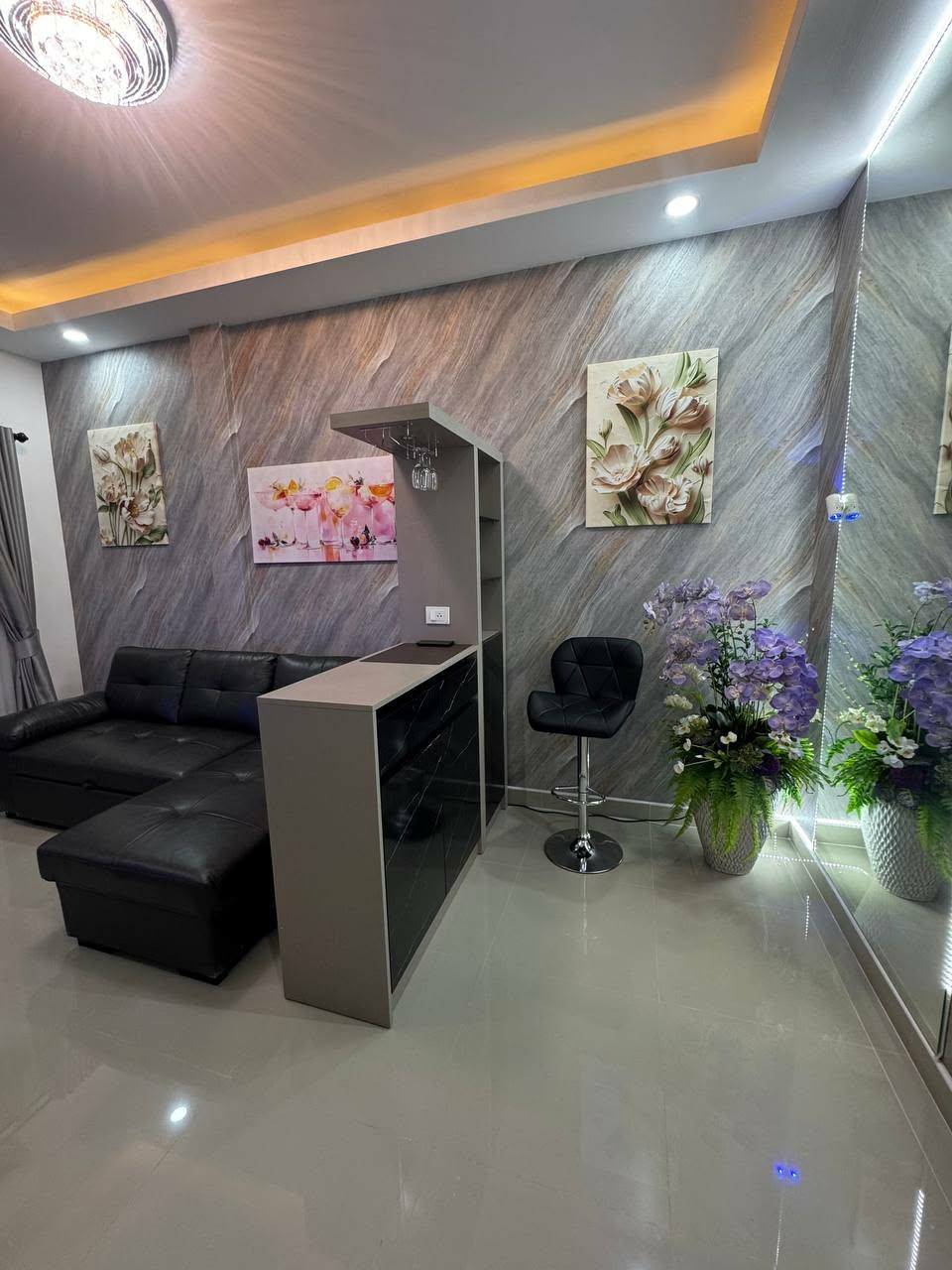 Like New 2 Bed 1 Bath Townhouse In North Pattaya photo 31
