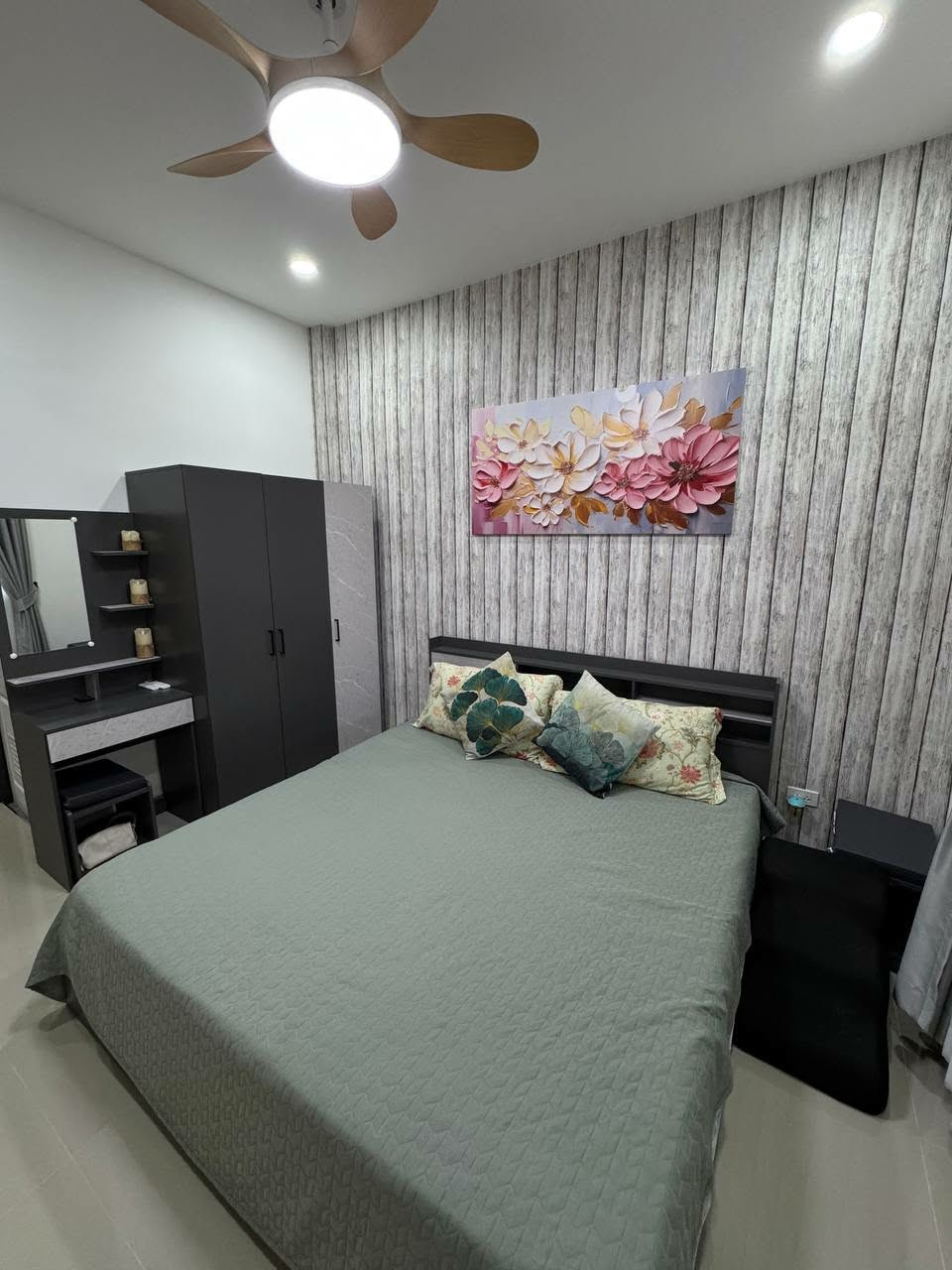 Like New 2 Bed 1 Bath Townhouse In North Pattaya photo 39
