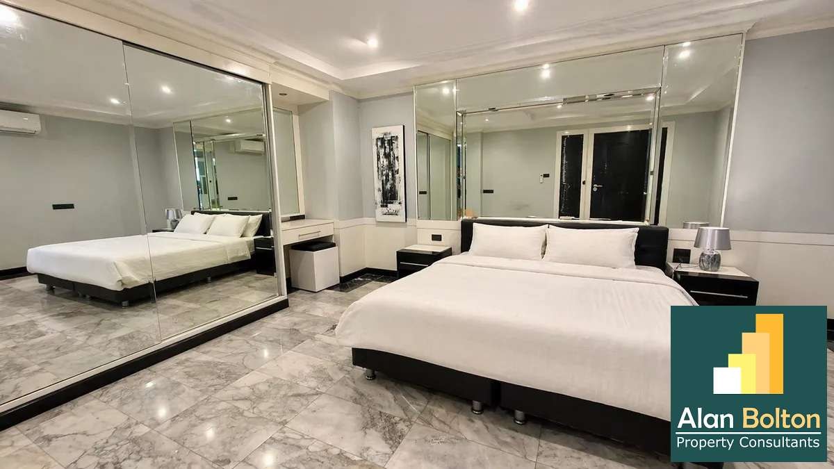 Spacious 3-Bedroom Condo with Large Balcony at Royal Hill Resort – Thappraya Road photo 13