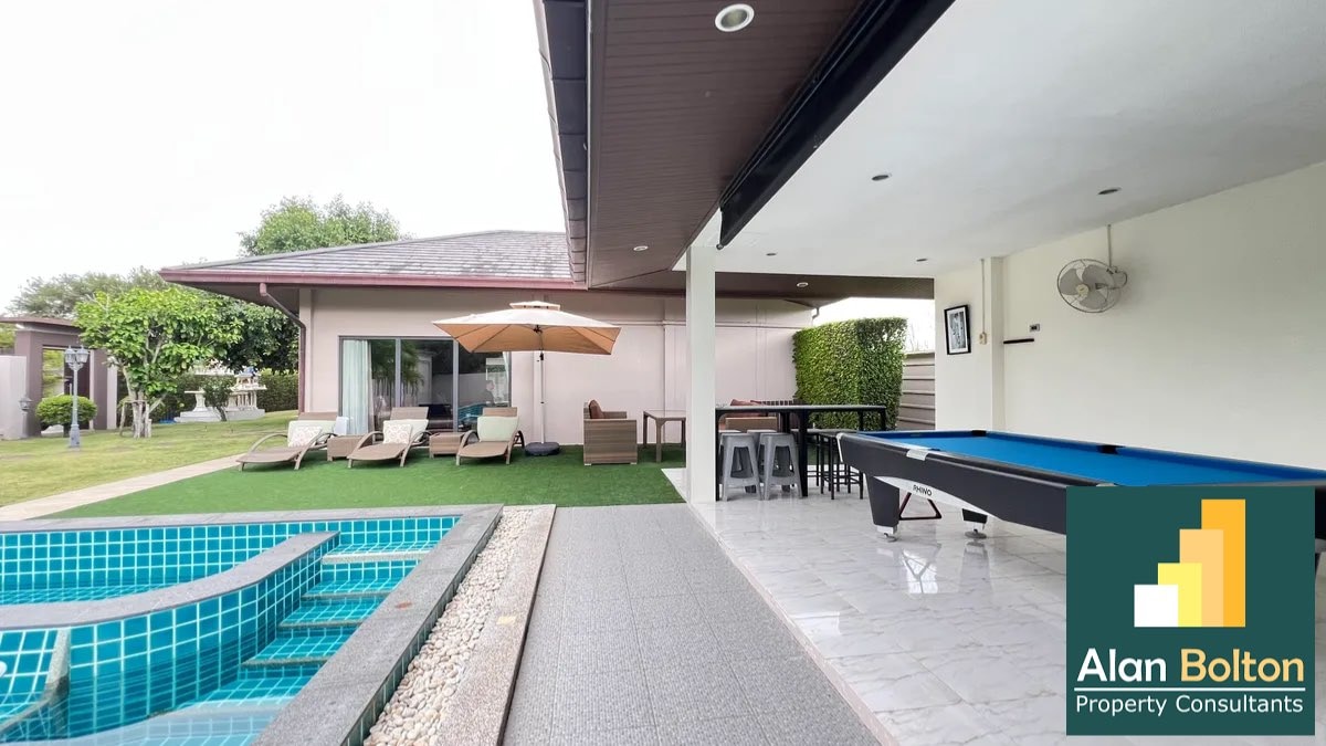 Beautiful Pool Villa For Rent In Huay-yai photo 22